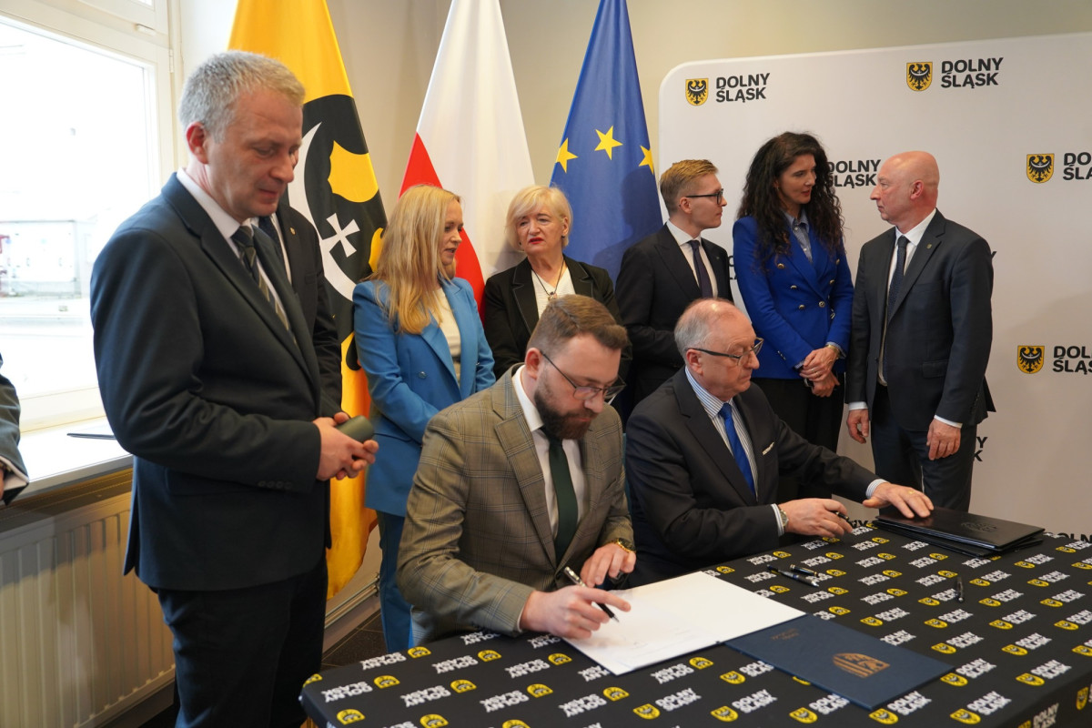 Podpisanie porozumienia ws. konsolidacji szpitali