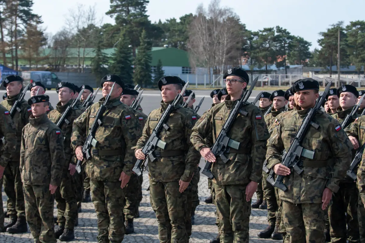 Uroczystość w 10 Brygadzie Kawalerii Pancernej w Świętoszowie