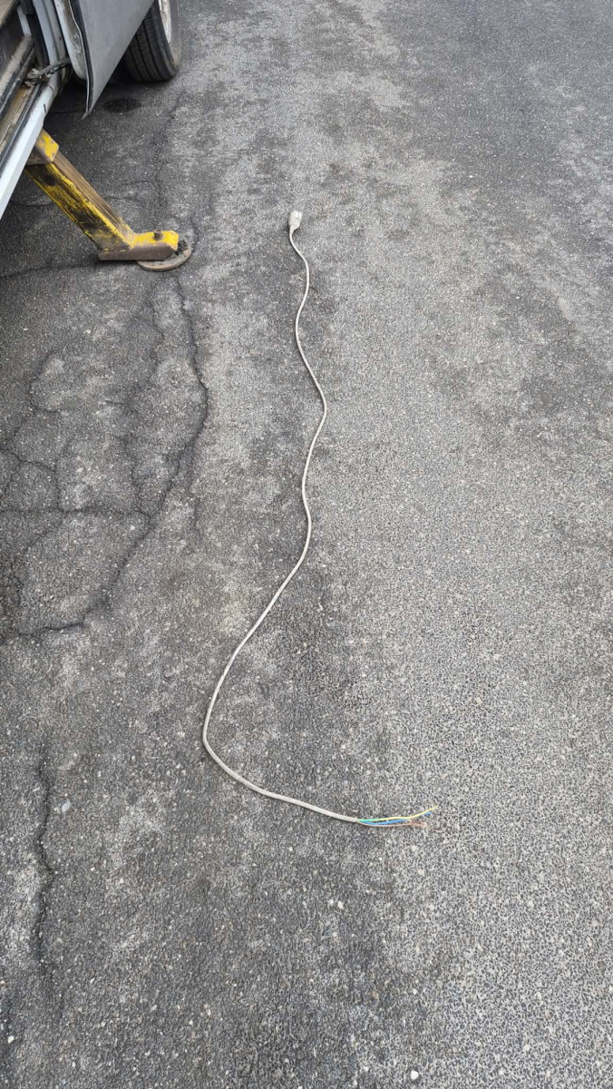 Nielegalny pobór prądu w Zebrzydowej