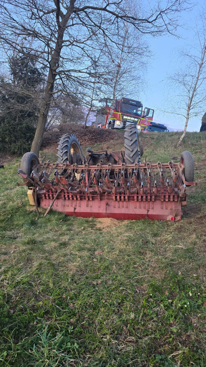 Golnice: Ciągnik rolniczy przygniótł mężczyznę