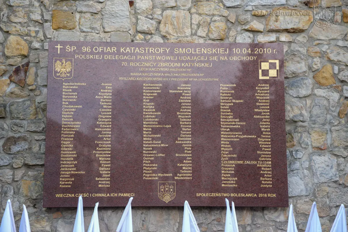 They Paid Tribute to the Victims of the Smolensk Disaster