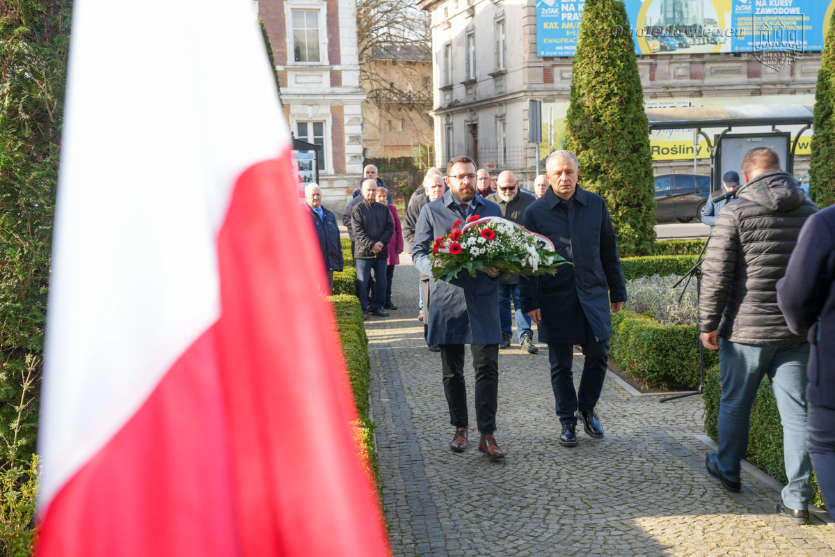 Oddali hołd ofiarom katastrofy smoleńskiej