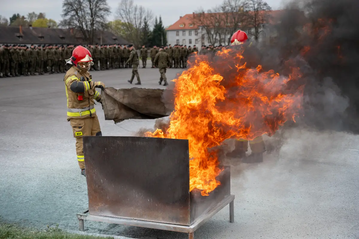 Ćwiczenia w 23 Śląskim Pułku Artylerii w Bolesławcu