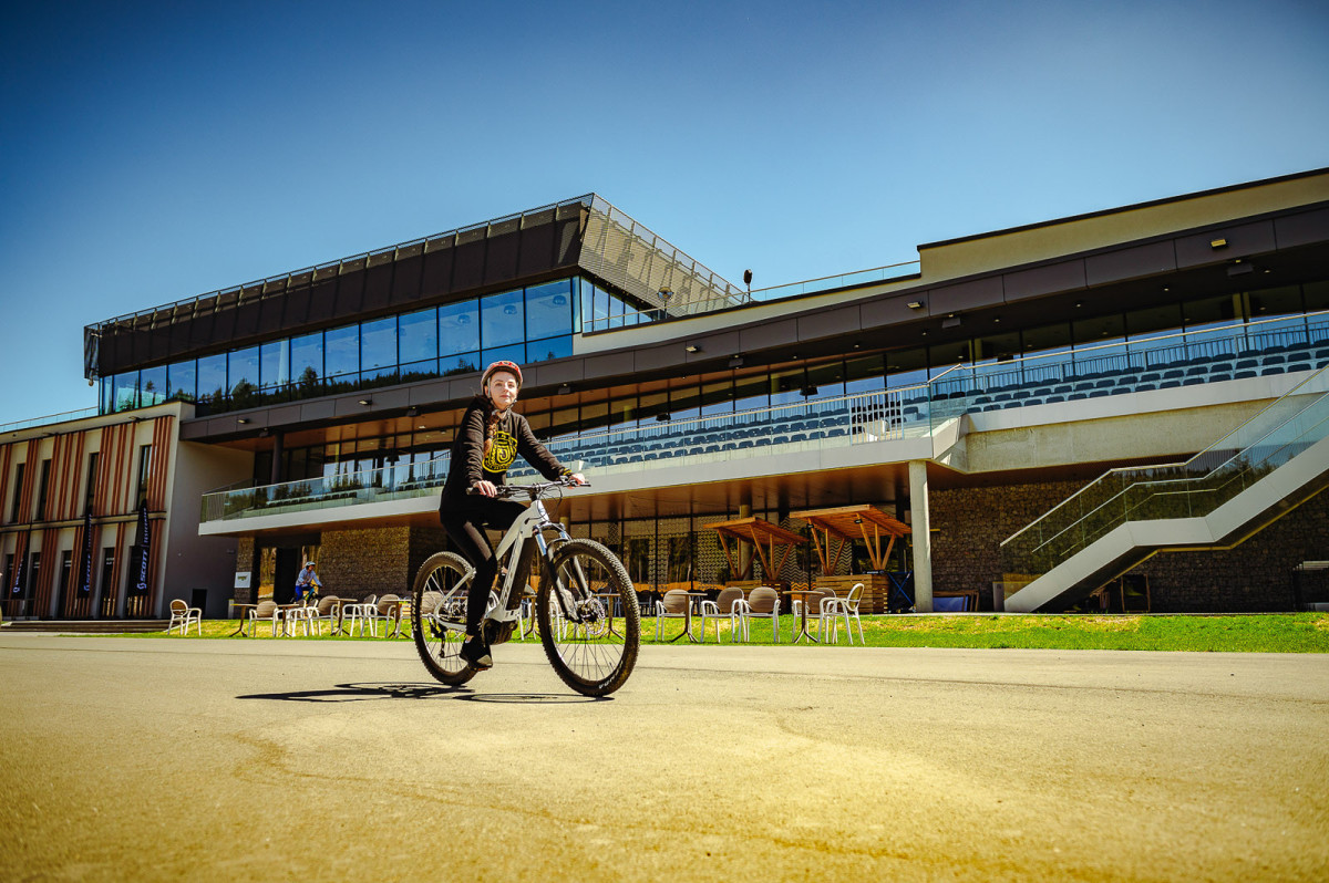 Majówka na sportowo w Dolnośląskim Centrum Sportu Polana Jakuszycka