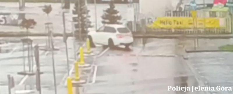 Drift pod galerią i jego efekty