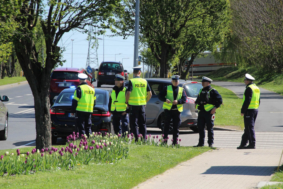Akcja usuwania niewybuchu na alei Tysiąclecia