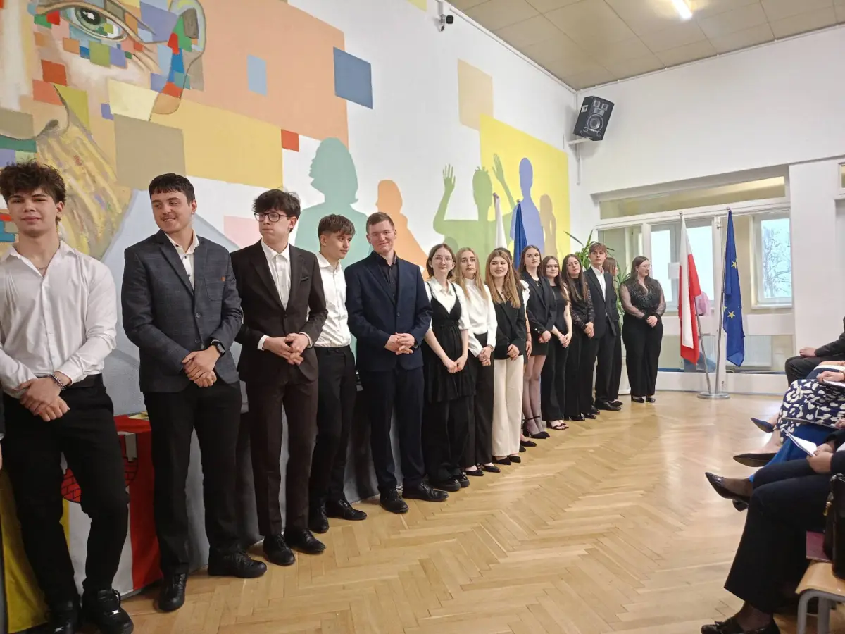II LO w Bolesławcu pożegnało maturzystów