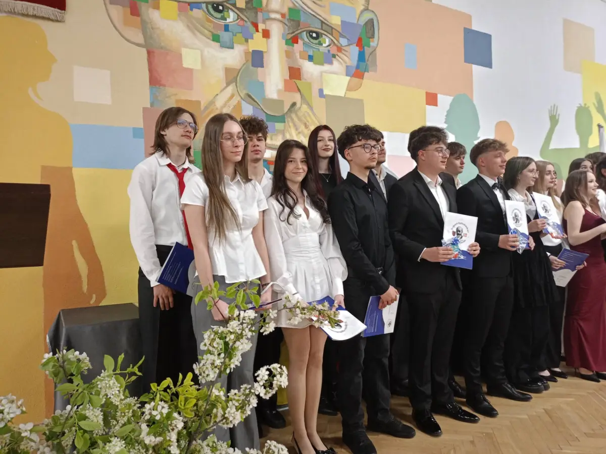 II LO у Болеславці попрощався з випускниками
