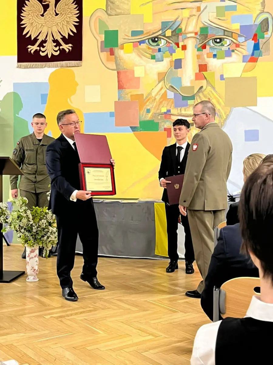 II LO w Bolesławcu pożegnało maturzystów