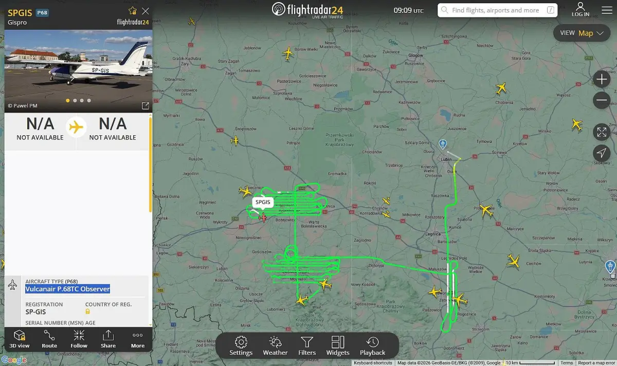 Trasa samolotu zarejestrowana na stronie flightradar24.com