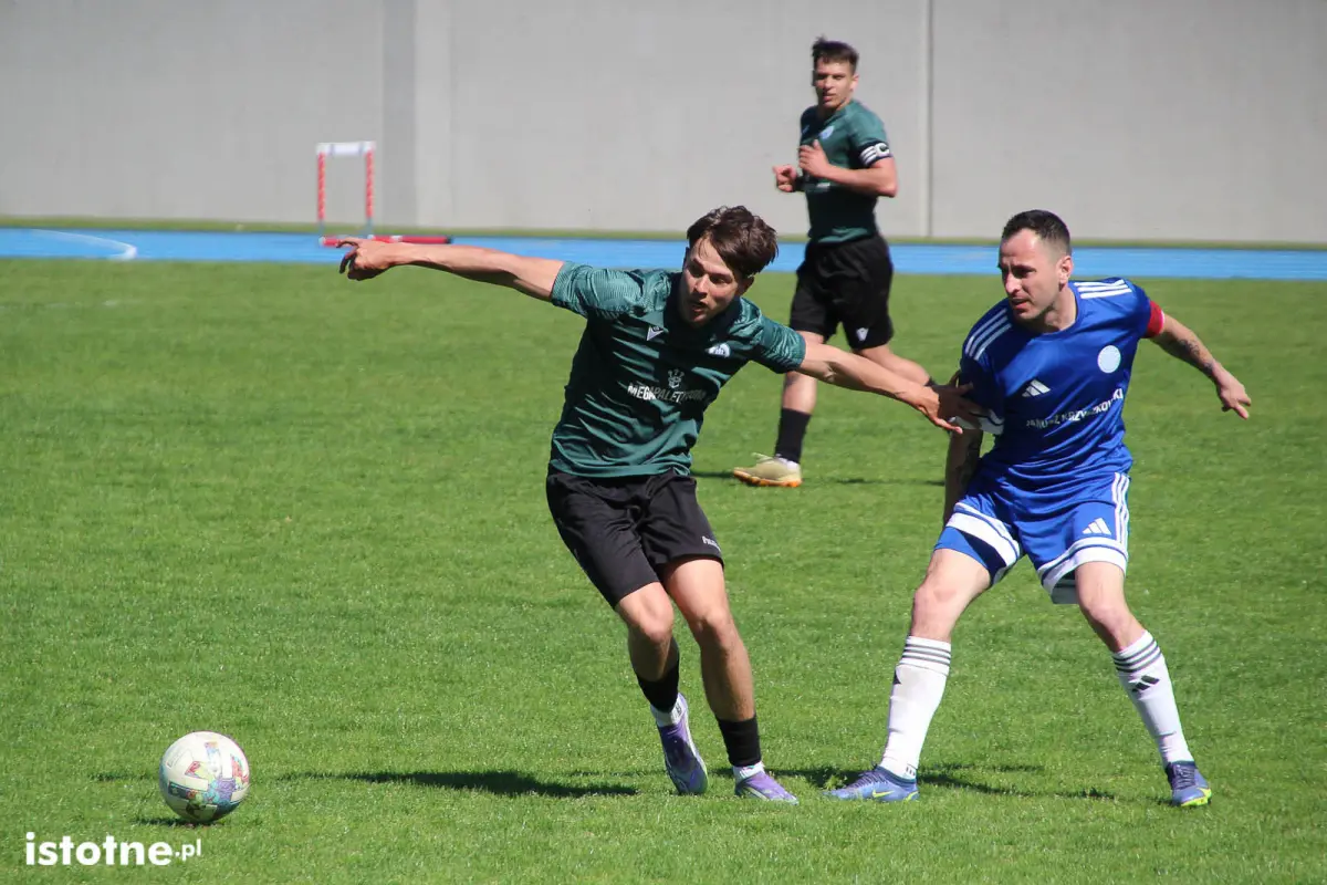 Galeria z meczu BKS Bolesławiec - Olimpia Kamienna Góra - 3 maja 2025