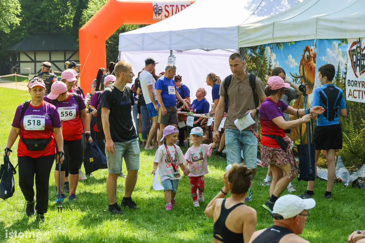Uczestnicy imprezy BoryRun 2026 w Kliczkowie