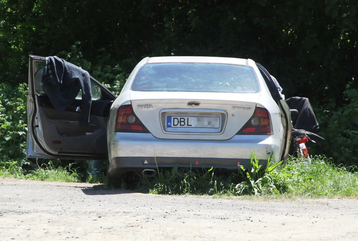 Auto przy ulicy Kilińskiego