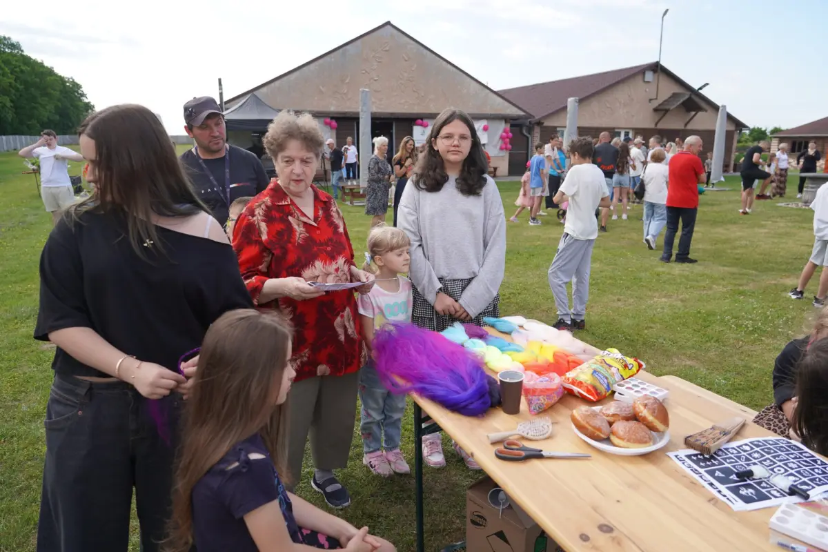 Anniversary Integration Picnic for Foster Families