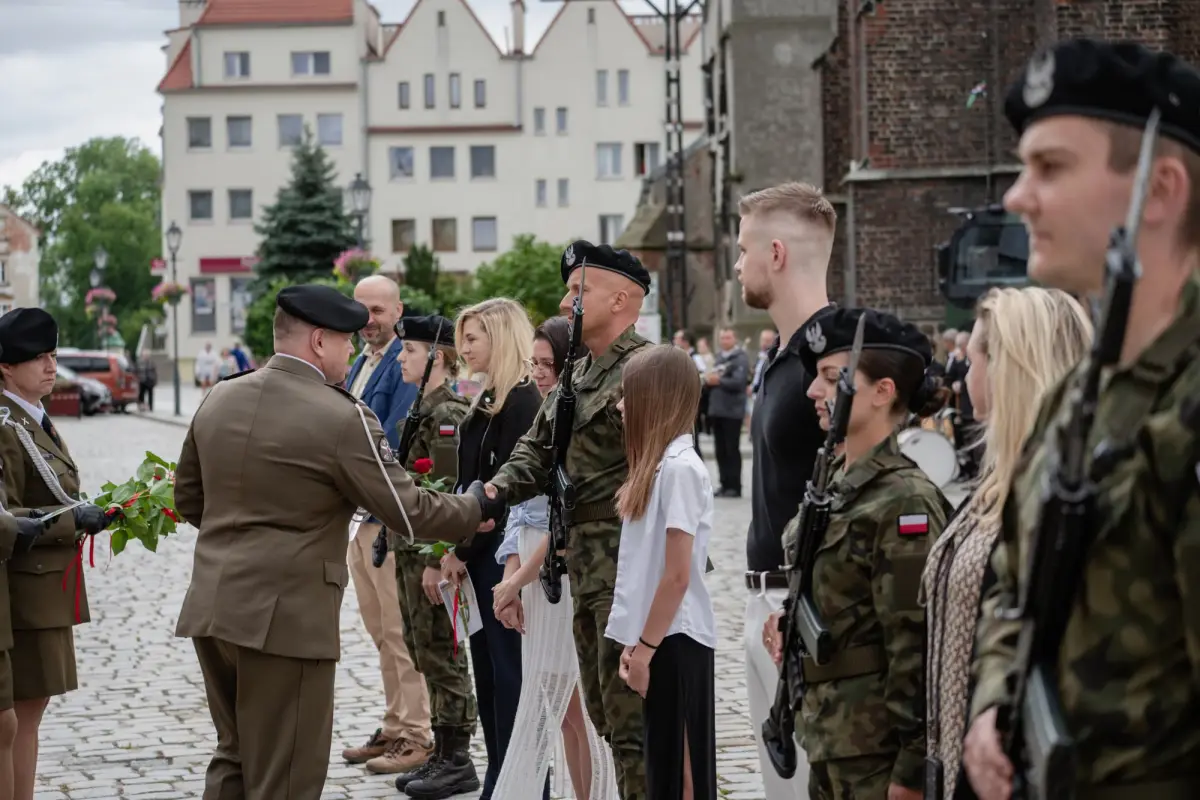 Military oath of voluntary basic military service soldiers in Chojnów