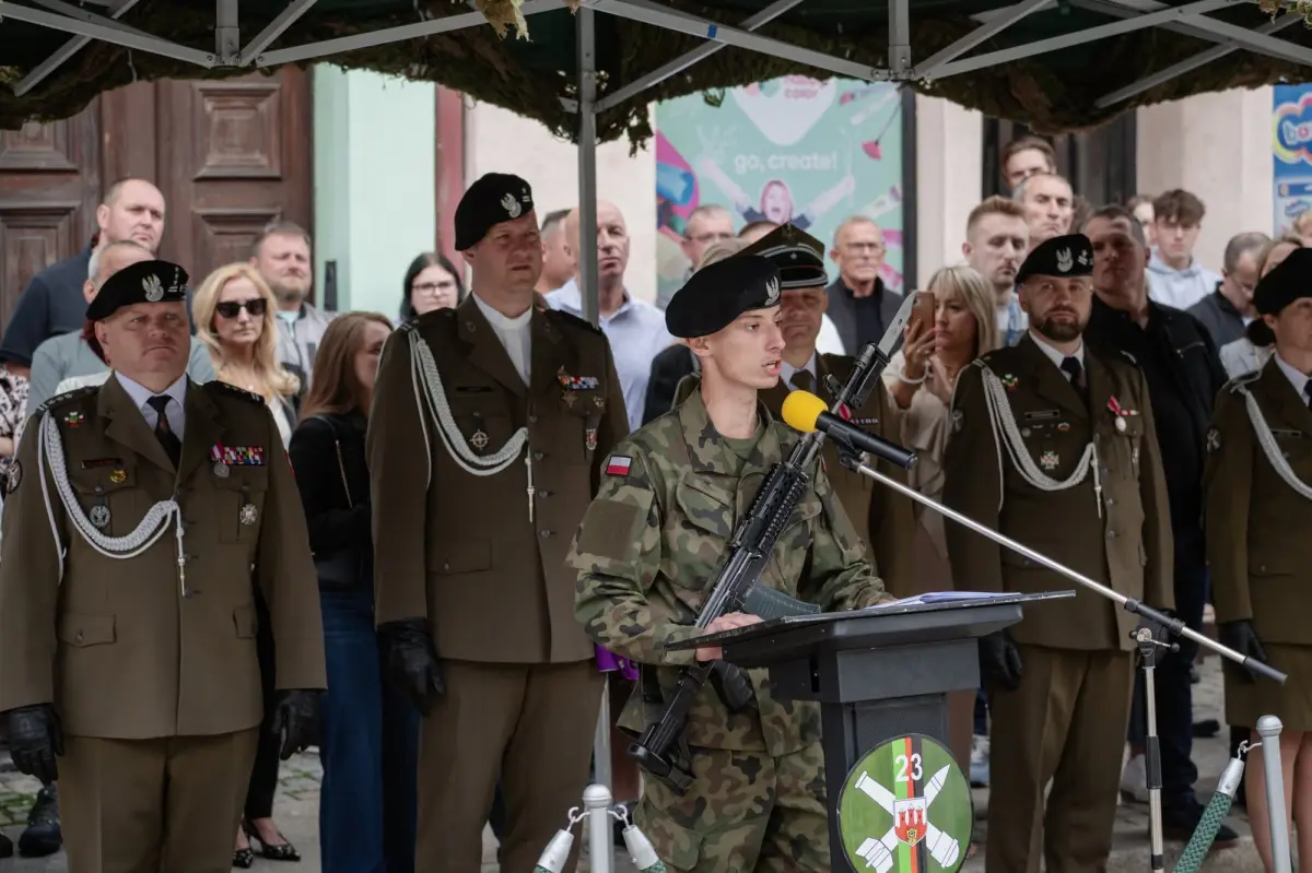 Military oath of voluntary basic military service soldiers in Chojnów