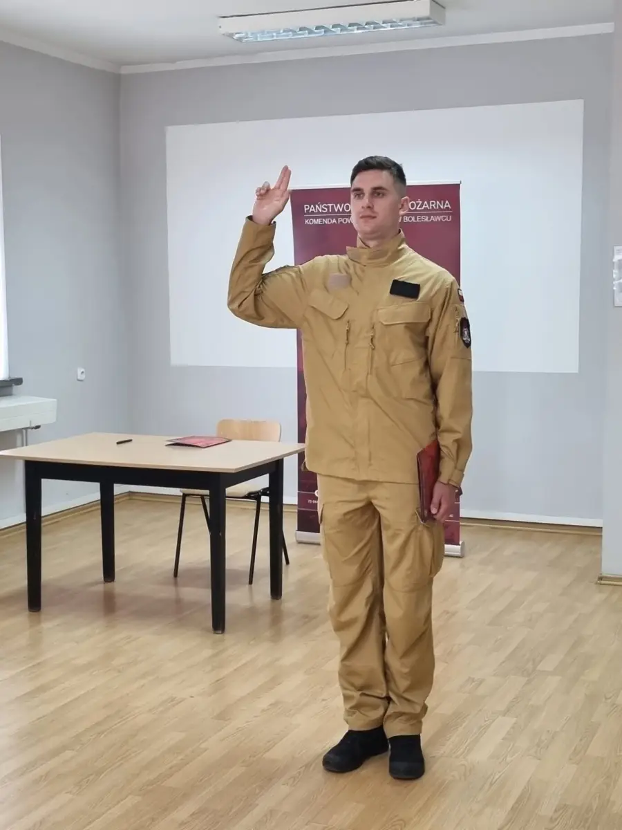 Урочисте шикування пожежників у Bolesławiec