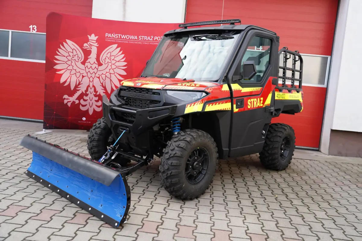 Bolesławiec County hands firefighters a modern all-terrain vehicle