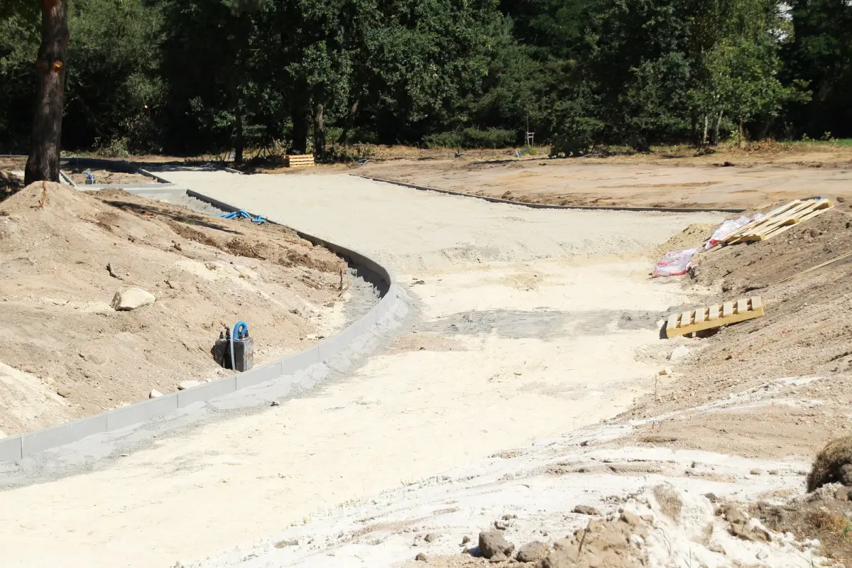 Powstaje tor rolkarski i wrotkarski