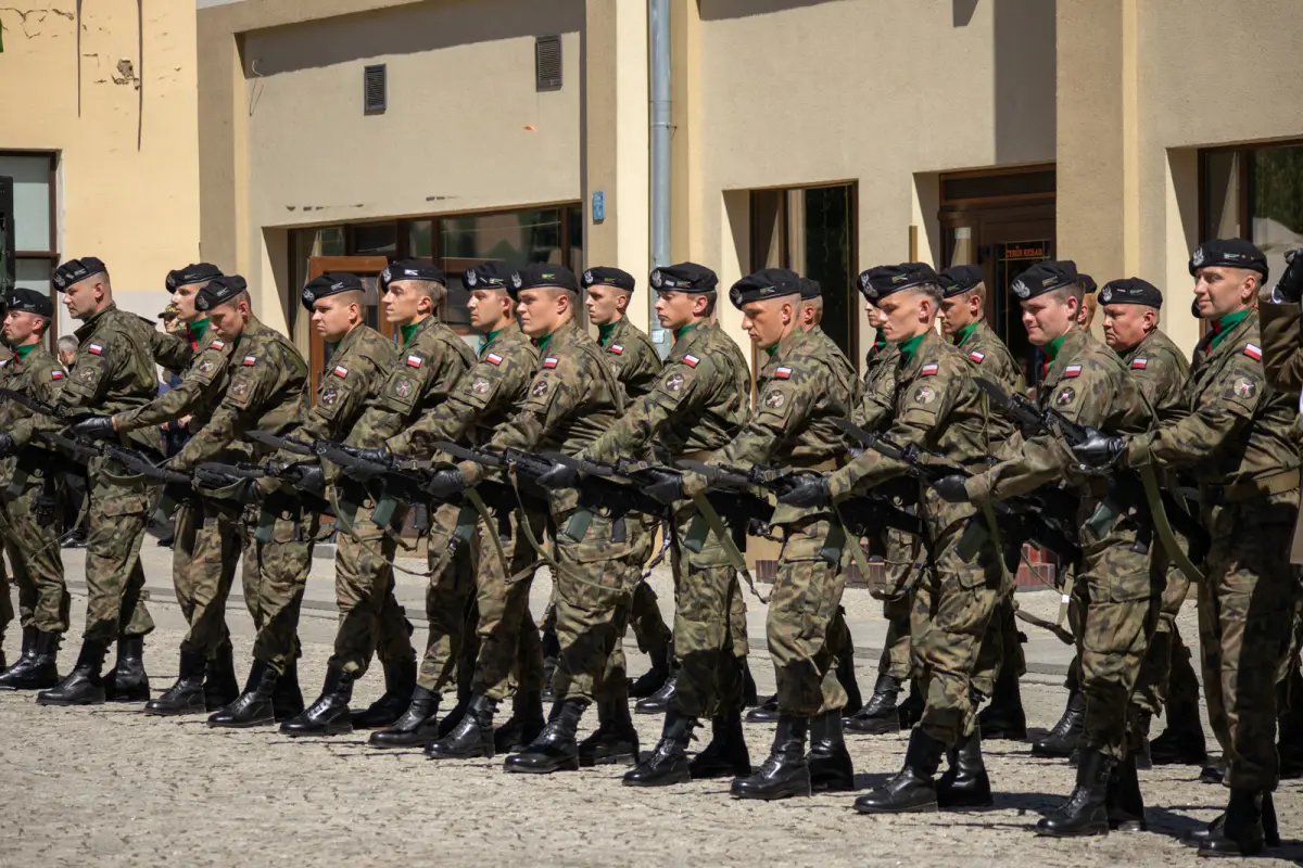 Obchody Święta Wojska Polskiego w Legnicy