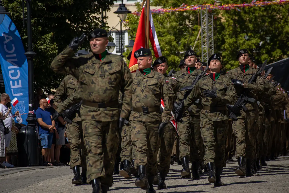 Obchody Święta Wojska Polskiego w Legnicy