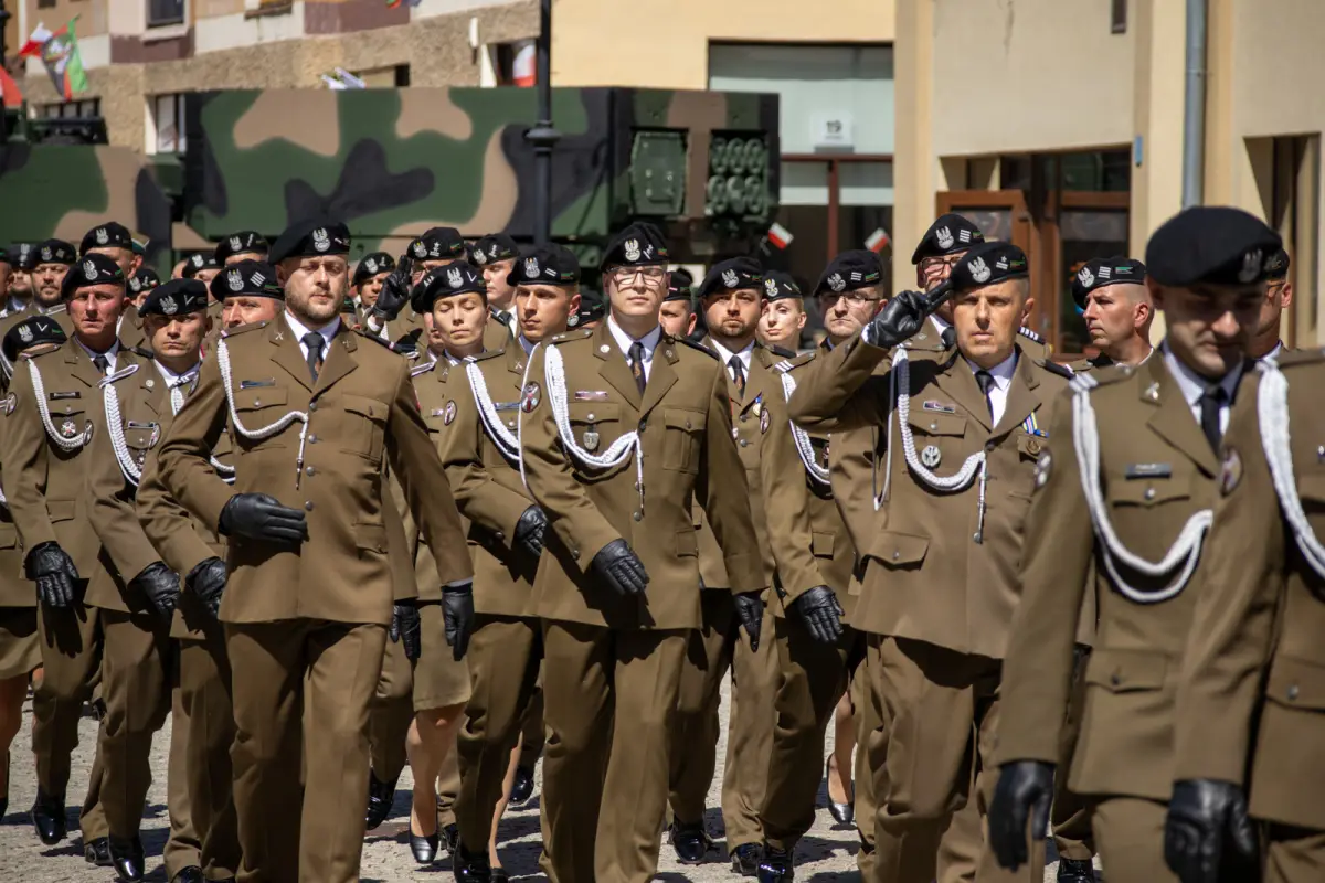Obchody Święta Wojska Polskiego w Legnicy