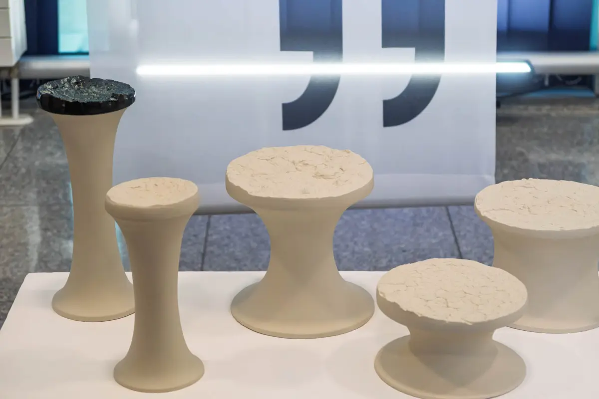 Wernisaż wystawy rzeźb Pleneru Ceramiczno-Rzeźbiarskiego
