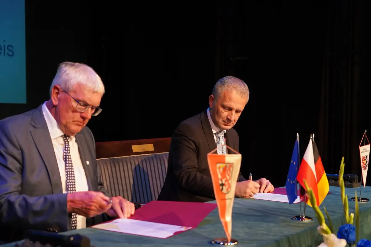 Gala Marking 25 Years of Cooperation Between Bolesławiec County and Rhein-Sieg-Kreis
