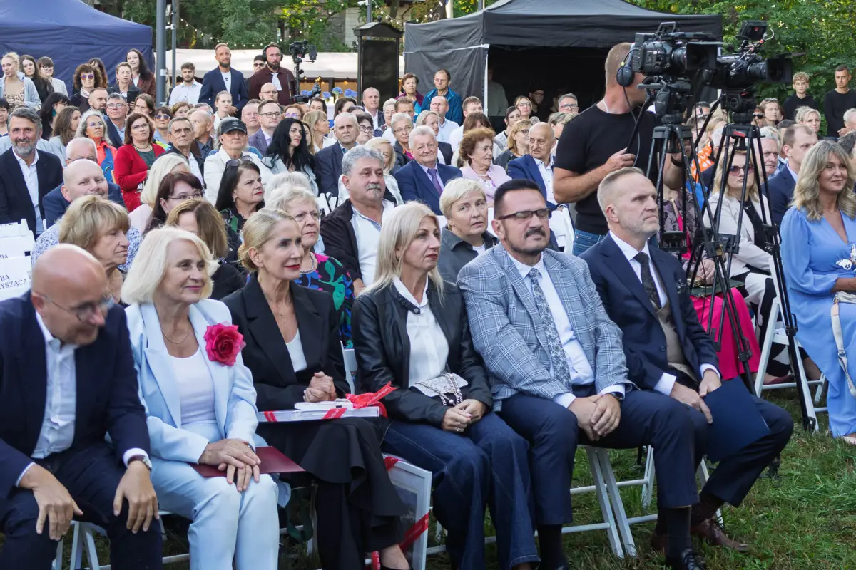 Guests at the 80th anniversary of Zakłady Ceramiczne „Bolesławiec”