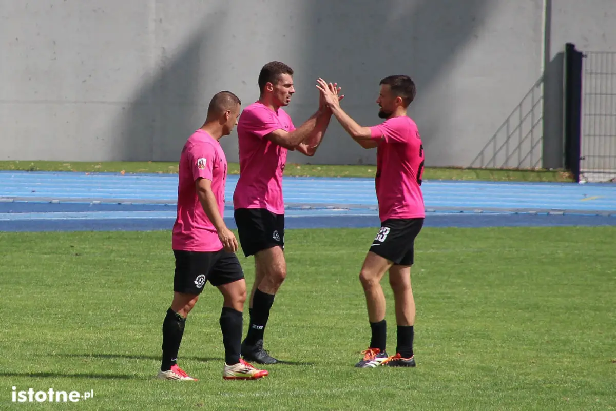 BKS II Bolesławiec - KS Kolonia Bolesławiec match