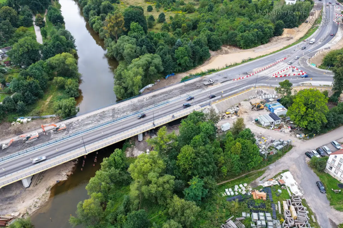 Prace rozbiórkowe na moście w Bolesławcu