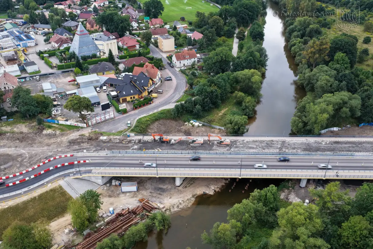 Prace rozbiórkowe na moście w Bolesławcu