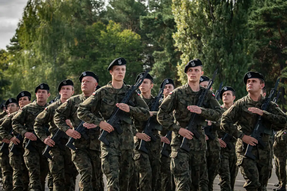 Uroczystość w 10 Brygadzie Kawalerii Pancernej w Świętoszowie