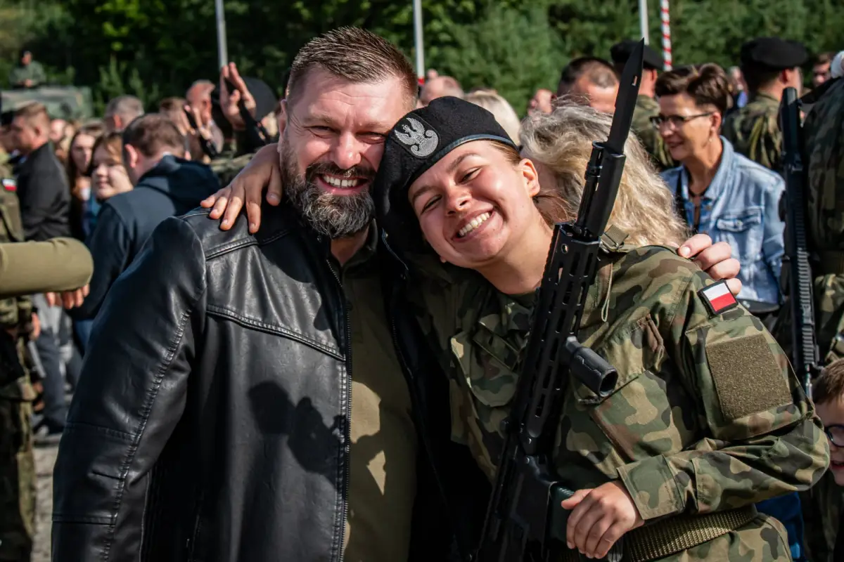 Uroczystość w 10 Brygadzie Kawalerii Pancernej w Świętoszowie