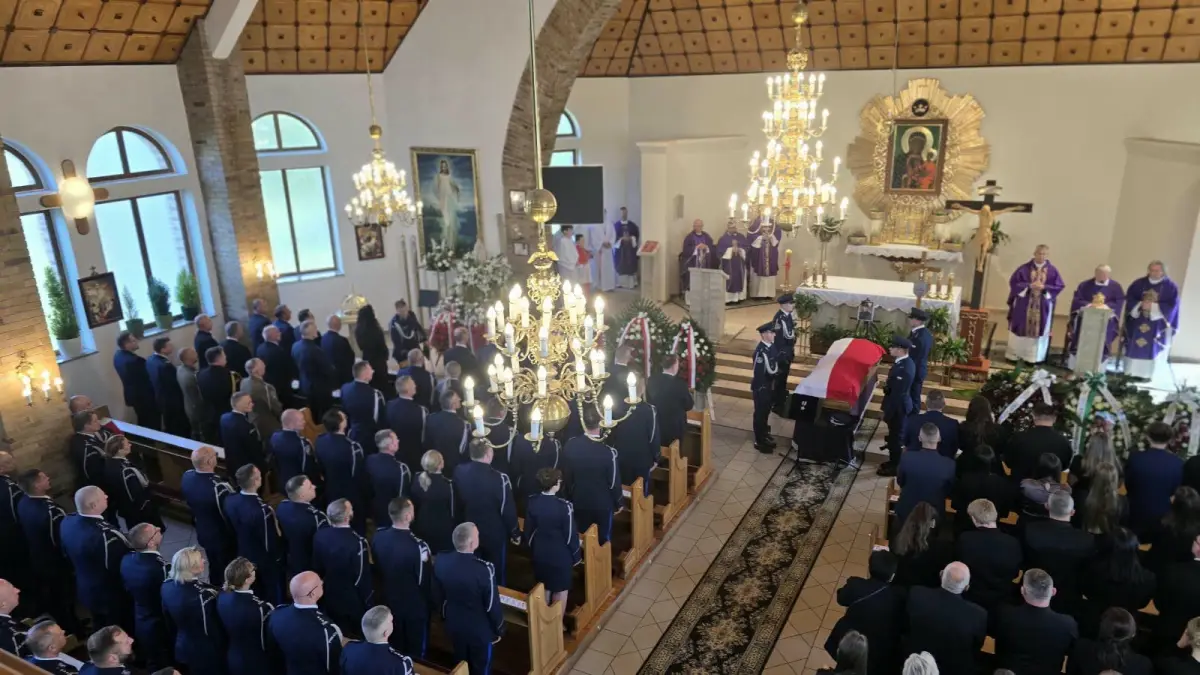 Uroczystości pogrzebowe tragicznie zmarłego policjanta