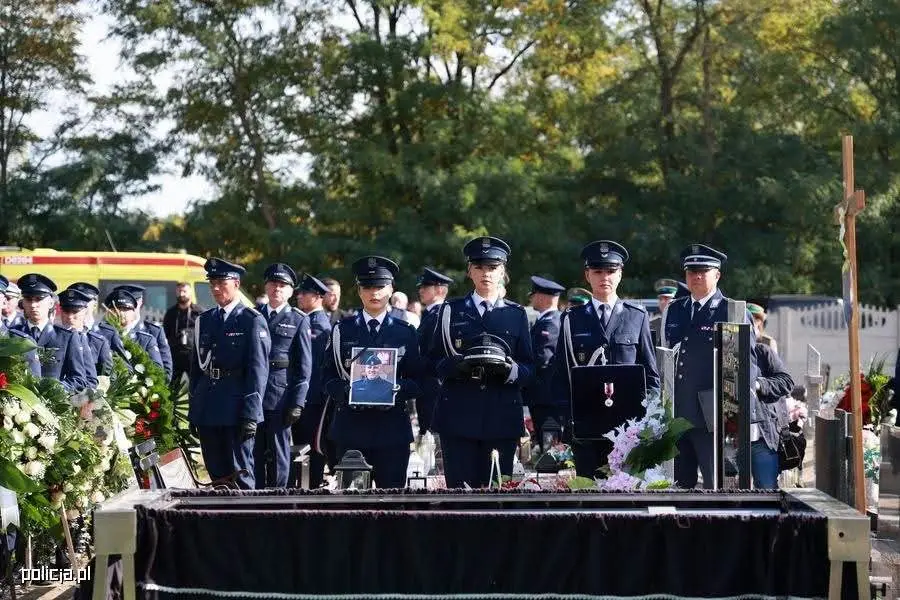 Uroczystości pogrzebowe tragicznie zmarłego policjanta