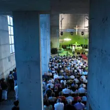 Zobacz zdjęcie: Ten związek podkreśliła na powitanie koordynatorka oprawy bluesowej mszy i wykładowca na warsztatach – Aleksandra Sozańska-Kut