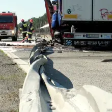 Zobacz zdjęcie: Zderzenie dwóch Tirów na A-18