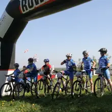 Zobacz zdjęcie: Tuż przed startem żaków