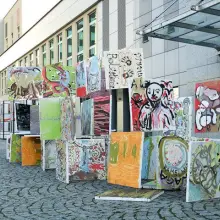 Zobacz zdjęcie: Prace przed budynkiem BOK-MCC