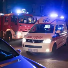 Zobacz zdjęcie: Na miejscu były dwa wozy straży pożarnej i karetka