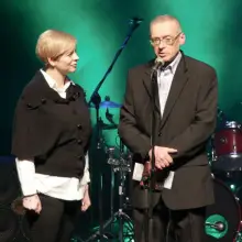 Zobacz zdjęcie: Organizator i pomyslodawca koncertu: prezes Stowarzyszenia "Przemiana" Laura Baran i Jerzy  Pietrzak