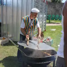 Zobacz zdjęcie: „Kociołek bałkański” Andrzeja Miżdala z Golnic wygrał w konkursie kulinarnym