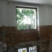 View photo 1 from the gallery