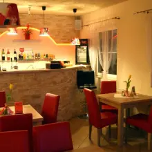Zobacz zdjęcie: Restauracja Pod Wiaduktem - ul. Dolne Młyny 36