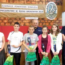 Zobacz zdjęcie: Drużyna z SP w Iwinach