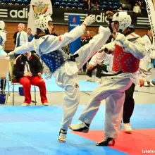 Zobacz zdjęcie: Trenuj taekwondo z LMKS Gladius