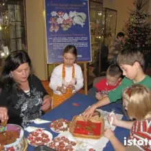 Zobacz zdjęcie: Warsztaty bożonarodzeniowe w muzeum