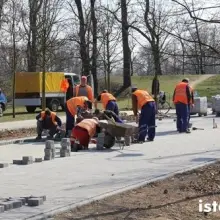 Zobacz zdjęcie: Pięknieją parkowe aleje