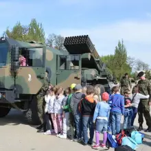 Zobacz zdjęcie: Dzień Otwartych Koszar u artylerzystów